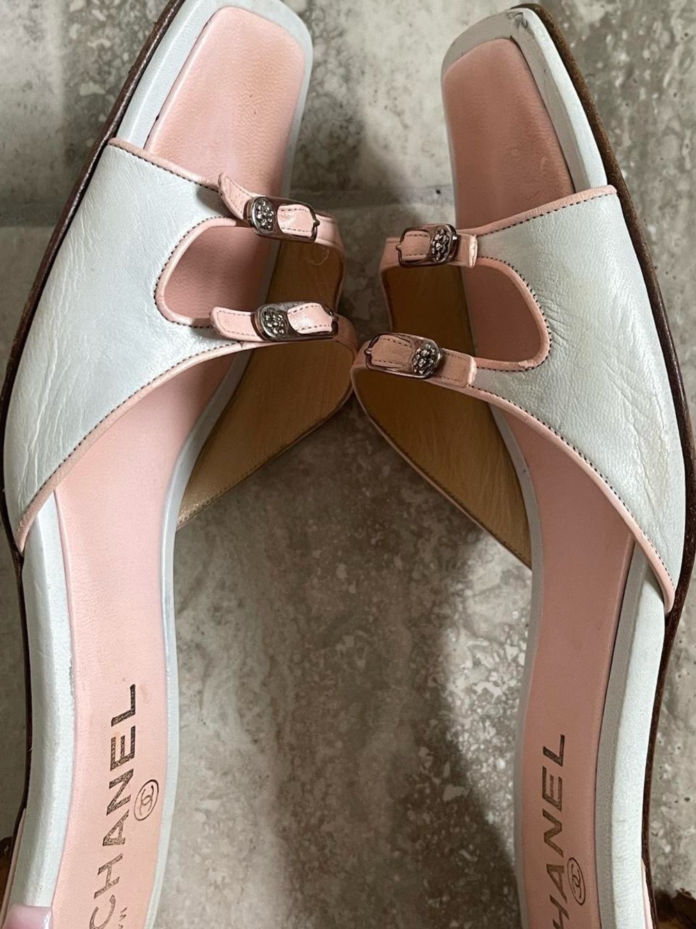 Vintage Chanel sandals - Picture 3 of 8